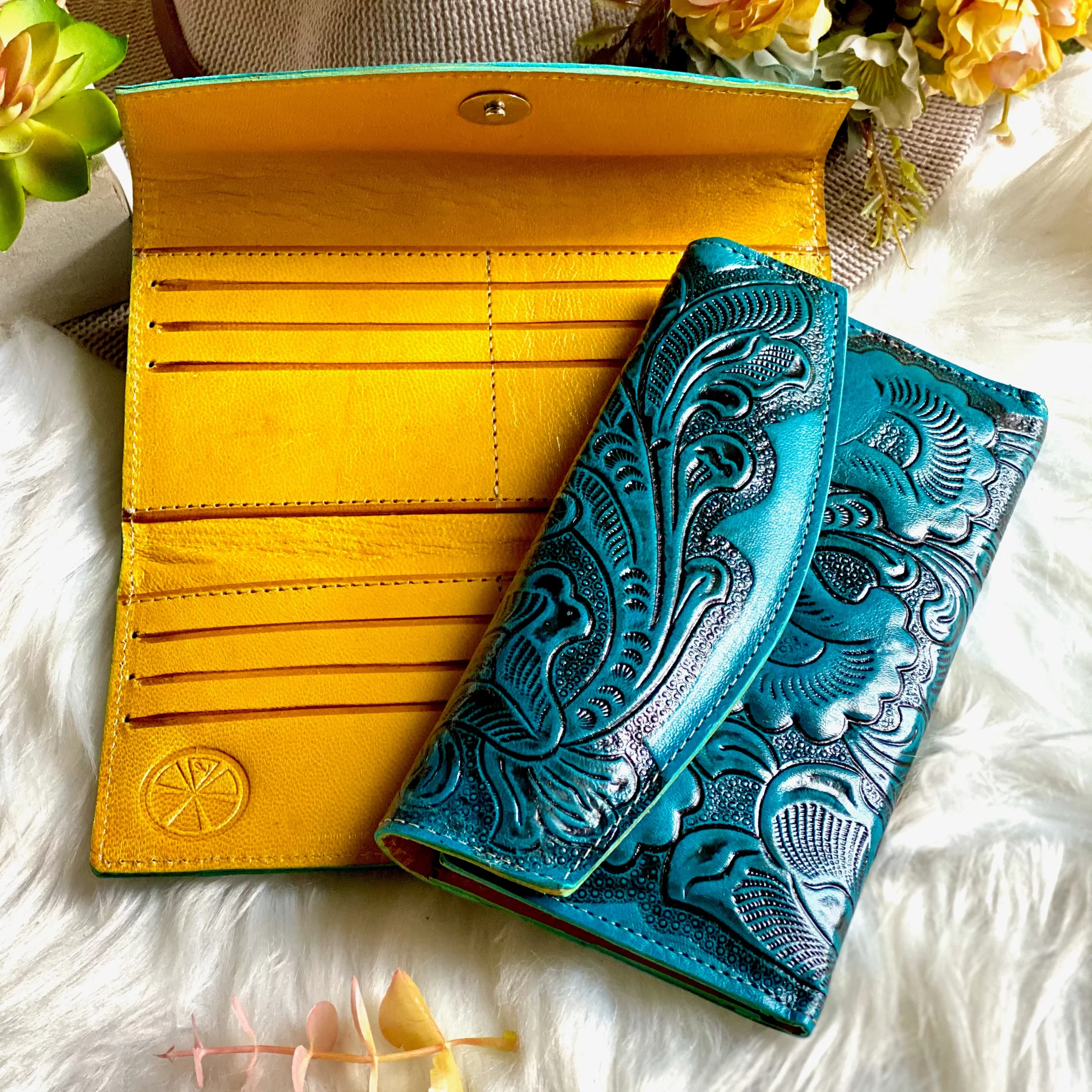 Effortless Elegance: Discover Our Top Picks from the Latest Women's Wallet Collection